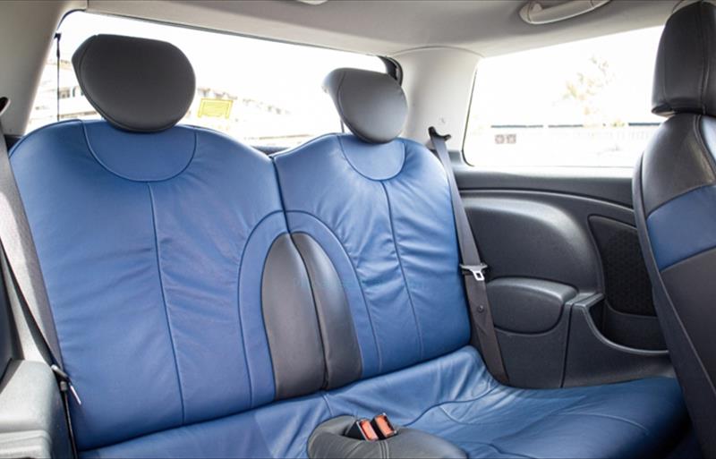 ขายรถเก๋งมือสอง-mini-มินิ-cooper-คูเปอร์-รถปี2005-รหัส75683-82690e10.jpg ขายรถเก๋งมือสอง-mini-มินิ-cooper-คูเปอร์-รถปี2005-รหัส75683-82690e10.jpg