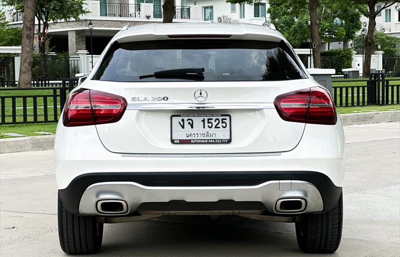 ขายรถเก๋งมือสอง mercedes-benz gla200 รถปี2020 รหัส 75687 รูปที่4