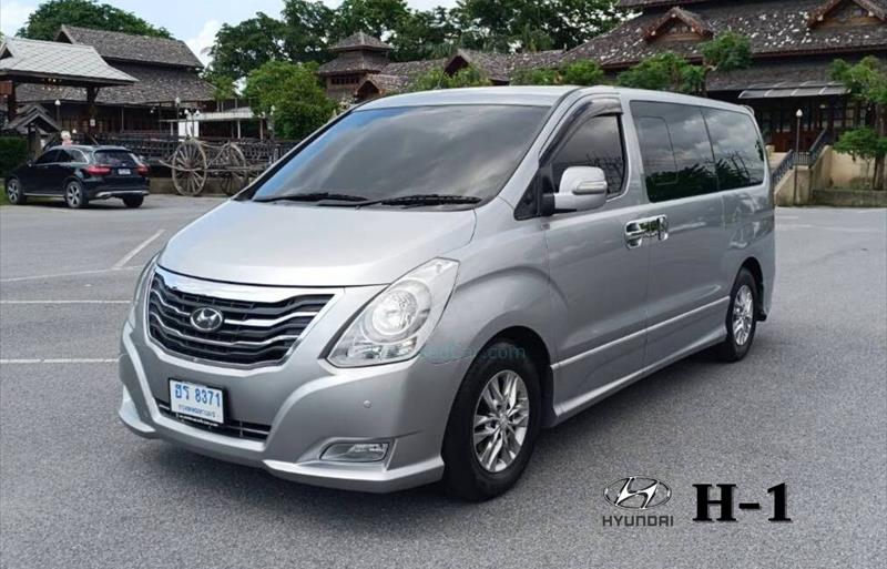 รถตู้มือสอง  HYUNDAI H-1 2.5 Elite รถปี2014