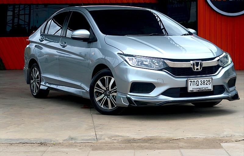 ขายรถเก๋งมือสอง-honda-ฮอนด้า-city-ซิตี้-รถปี2018-รหัส75711-775a25c1.jpg ขายรถเก๋งมือสอง-honda-ฮอนด้า-city-ซิตี้-รถปี2018-รหัส75711-775a25c1.jpg