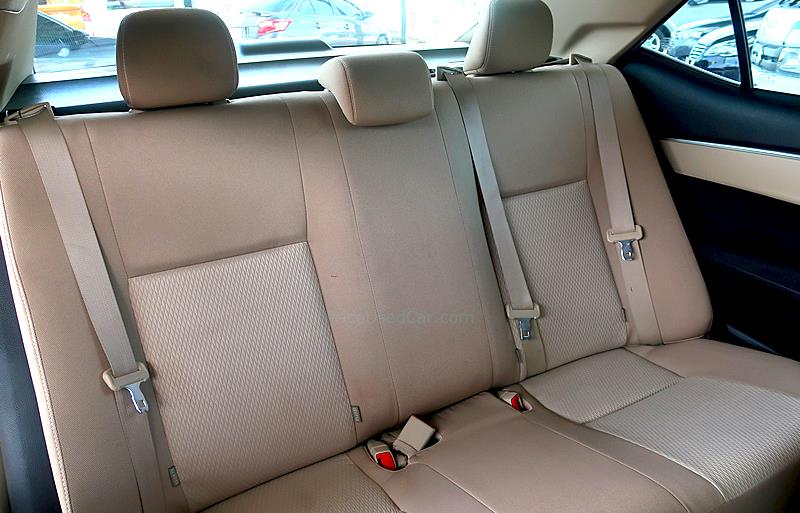 ขายรถเก๋งมือสอง toyota altis รถปี2015 รหัส 75714 รูปที่10