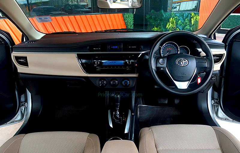 ขายรถเก๋งมือสอง toyota altis รถปี2015 รหัส 75714 รูปที่5