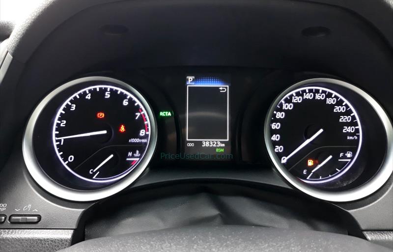 ขายรถเก๋งมือสอง-toyota-โตโยต้า-camry-คัมรี่-รถปี2019-รหัส75717-b2379be1.jpg ขายรถเก๋งมือสอง-toyota-โตโยต้า-camry-คัมรี่-รถปี2019-รหัส75717-b2379be1.jpg