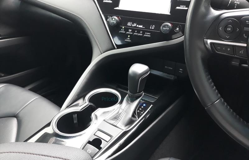 ขายรถเก๋งมือสอง-toyota-โตโยต้า-camry-คัมรี่-รถปี2019-รหัส75717-c61a3589.jpg ขายรถเก๋งมือสอง-toyota-โตโยต้า-camry-คัมรี่-รถปี2019-รหัส75717-c61a3589.jpg