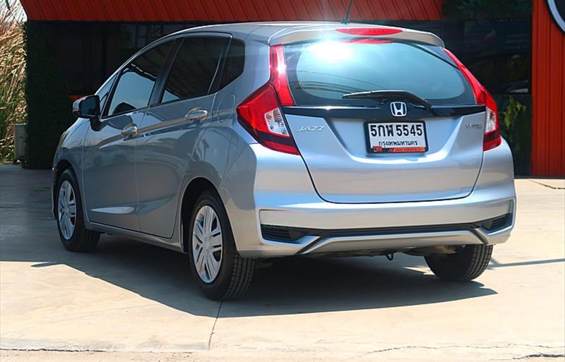 ขายรถเก๋งมือสอง-honda-ฮอนด้า-jazz-แจ๊ส-รถปี2018-รหัส75722-98a0a649.jpg ขายรถเก๋งมือสอง-honda-ฮอนด้า-jazz-แจ๊ส-รถปี2018-รหัส75722-98a0a649.jpg