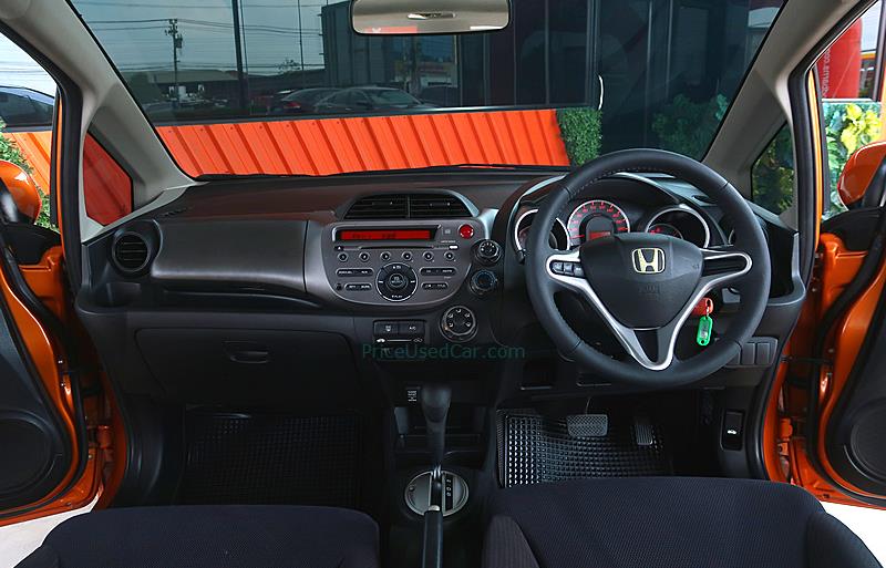 ขายรถเก๋งมือสอง honda jazz รถปี2011 รหัส 75727 รูปที่7