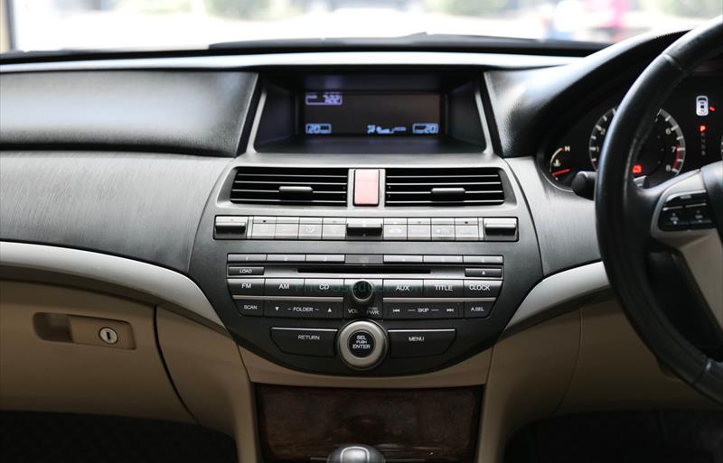 ขายรถเก๋งมือสอง-honda-ฮอนด้า-accord-แอคคอร์ด-รถปี2011-รหัส75772-eab753a0.jpg ขายรถเก๋งมือสอง-honda-ฮอนด้า-accord-แอคคอร์ด-รถปี2011-รหัส75772-eab753a0.jpg