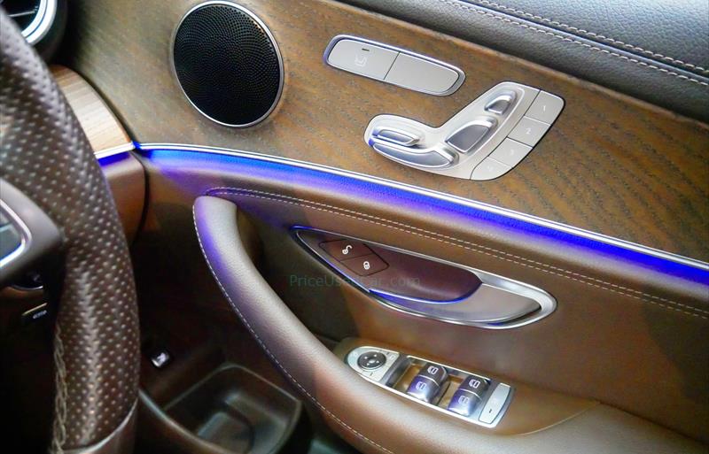 ขายรถเก๋งมือสอง-mercedes-benz-เมอร์เซเดสเบนซ์-e350e-รถปี2018-รหัส75776-b1e1513b.jpg ขายรถเก๋งมือสอง-mercedes-benz-เมอร์เซเดสเบนซ์-e350e-รถปี2018-รหัส75776-b1e1513b.jpg
