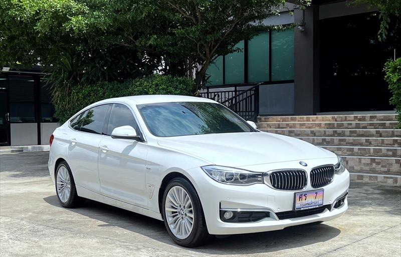 รถเก๋งมือสอง BMW 320d รถปี 2015