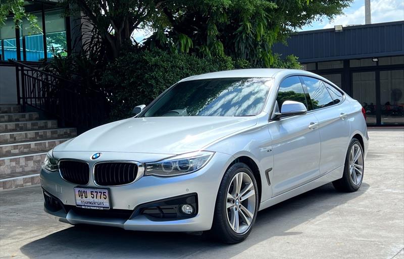 รถเก๋งมือสอง BMW 320d รถปี 2015