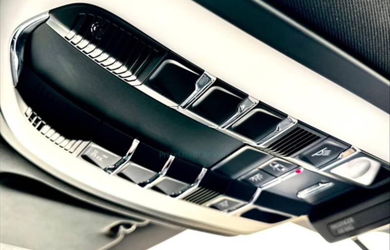 ขายรถเก๋งมือสอง-porsche-ปอร์เช่-macan-รถปี2015-รหัส75802-dac1358f.jpg ขายรถเก๋งมือสอง-porsche-ปอร์เช่-macan-รถปี2015-รหัส75802-dac1358f.jpg