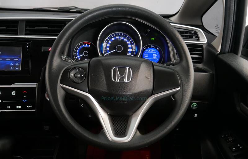 ขายรถเก๋งมือสอง honda jazz รถปี2019 รหัส 75827 รูปที่7