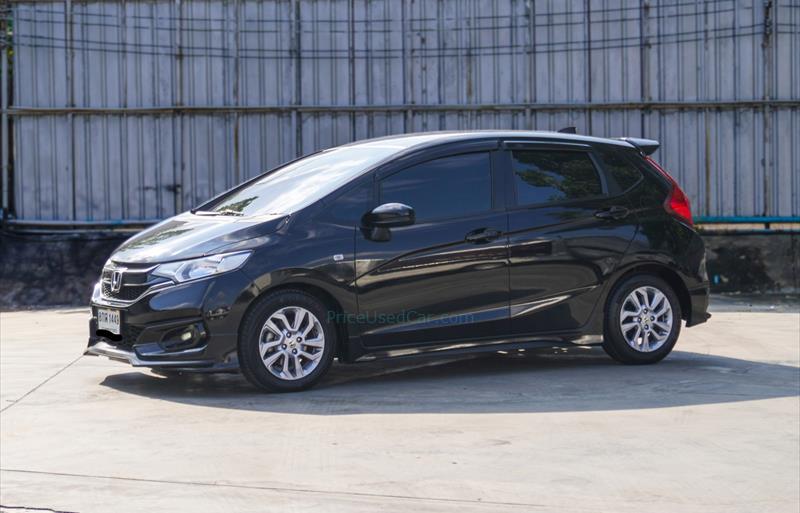 รถเก๋งมือสอง  HONDA JAZZ 1.5 V i-VTEC รถปี2019