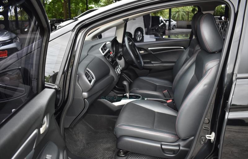 ขายรถเก๋งมือสอง-honda-ฮอนด้า-jazz-แจ๊ส-รถปี2015-รหัส75829-731e2aba.jpg ขายรถเก๋งมือสอง-honda-ฮอนด้า-jazz-แจ๊ส-รถปี2015-รหัส75829-731e2aba.jpg