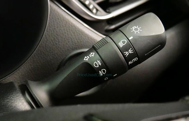 ขายรถเก๋งมือสอง-toyota-โตโยต้า-chr-ซีเอชอาร์-รถปี2019-รหัส75833-ef514438.jpg ขายรถเก๋งมือสอง-toyota-โตโยต้า-chr-ซีเอชอาร์-รถปี2019-รหัส75833-ef514438.jpg