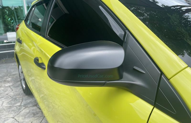 ขายรถเก๋งมือสอง-toyota-โตโยต้า-yaris-ยาริส-รถปี2019-รหัส75838-82d6ecc9.jpg ขายรถเก๋งมือสอง-toyota-โตโยต้า-yaris-ยาริส-รถปี2019-รหัส75838-82d6ecc9.jpg