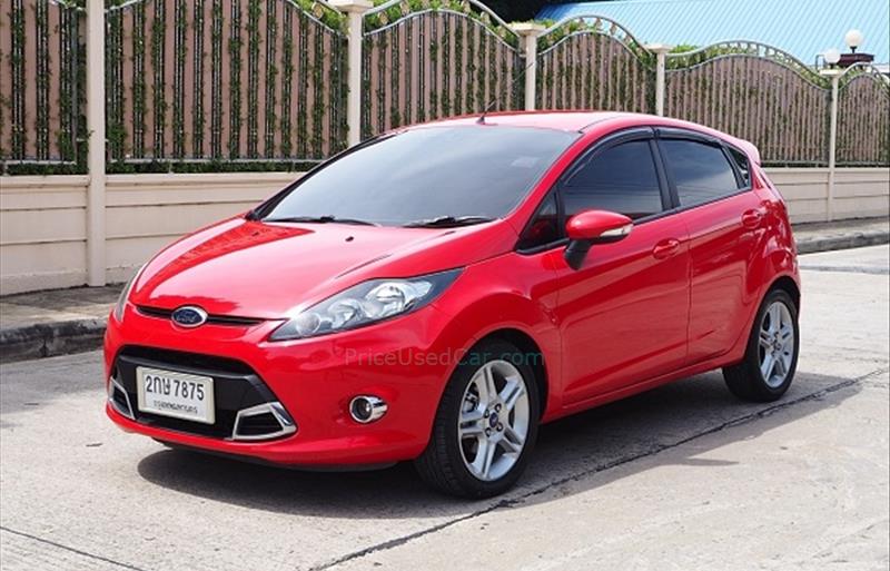 รถเก๋งมือสอง FORD FIESTA รถปี 2013