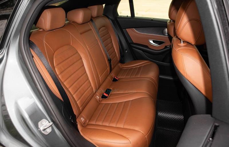 ขายรถเก๋งมือสอง-mercedes-benz-เมอร์เซเดสเบนซ์-glc250-จีแอลซีสองห้าศูนย์-รถปี2017-รหัส75881-c36bb937.jpg ขายรถเก๋งมือสอง-mercedes-benz-เมอร์เซเดสเบนซ์-glc250-จีแอลซีสองห้าศูนย์-รถปี2017-รหัส75881-c36bb937.jpg