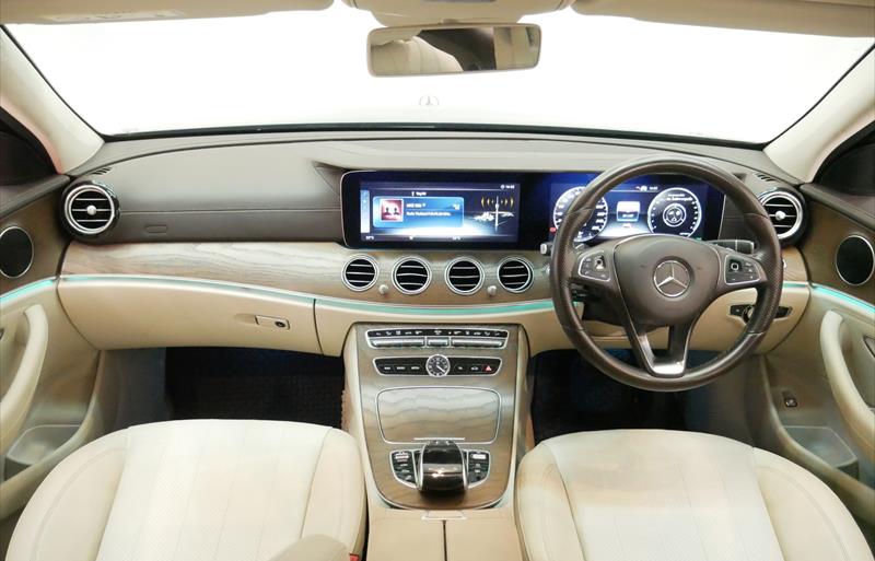 ขายรถเก๋งมือสอง-mercedes-benz-เมอร์เซเดสเบนซ์-e350-รถปี2018-รหัส75915-861b606f.jpg ขายรถเก๋งมือสอง-mercedes-benz-เมอร์เซเดสเบนซ์-e350-รถปี2018-รหัส75915-861b606f.jpg