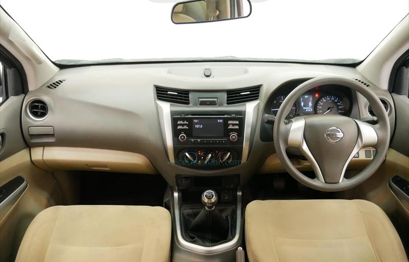 ขายรถกระบะมือสอง-nissan-นิสสัน-np-300-navara-เอ็นพี-300-นาวารา-รถปี2019-รหัส75928-56a5150a.jpg ขายรถกระบะมือสอง-nissan-นิสสัน-np-300-navara-เอ็นพี-300-นาวารา-รถปี2019-รหัส75928-56a5150a.jpg