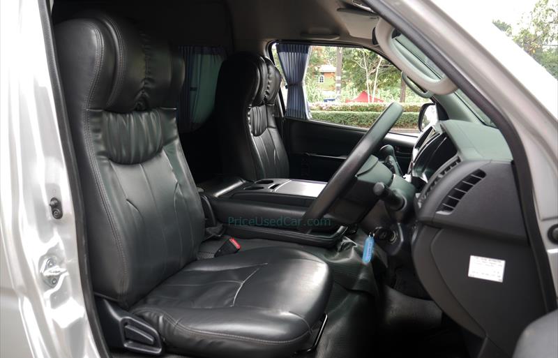 ขายรถตู้มือสอง-toyota-โตโยต้า-commuter-คอมมิวเตอร์-รถปี2018-รหัส75935-8cc12629.jpg ขายรถตู้มือสอง-toyota-โตโยต้า-commuter-คอมมิวเตอร์-รถปี2018-รหัส75935-8cc12629.jpg