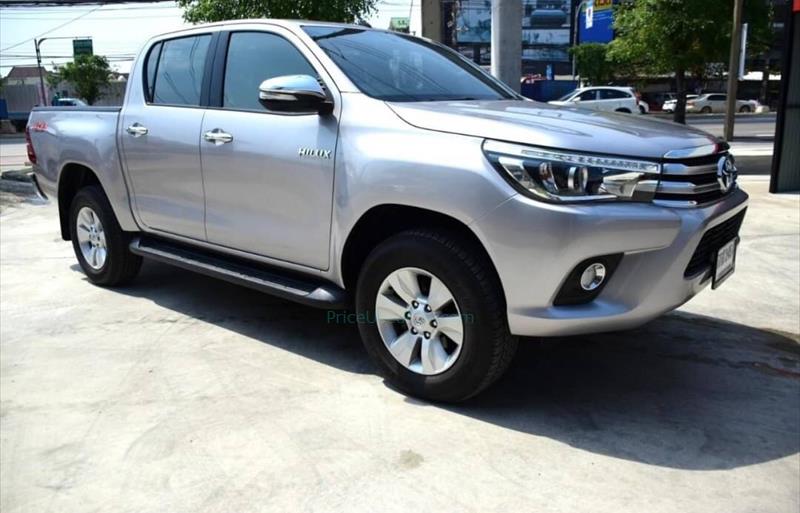 รถกระบะมือสอง TOYOTA HILUX REVO รถปี 2017