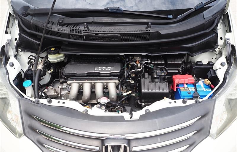 ขายรถเก๋งมือสอง-honda-ฮอนด้า-freed-ฟรีด-รถปี2013-รหัส75952-790ab869.jpg ขายรถเก๋งมือสอง-honda-ฮอนด้า-freed-ฟรีด-รถปี2013-รหัส75952-790ab869.jpg