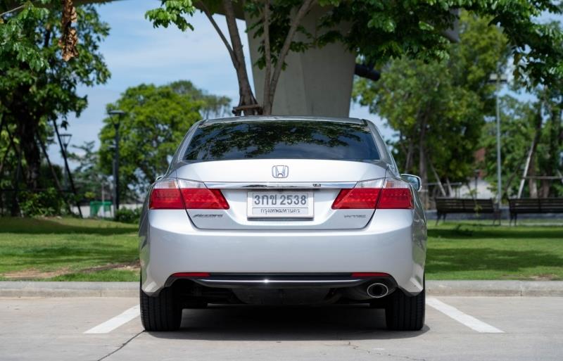 ขายรถเก๋งมือสอง honda accord รถปี2014 รหัส 75958-รูปที่4 ขายรถเก๋งมือสอง honda accord รถปี2014 รหัส 75958-รูปที่4