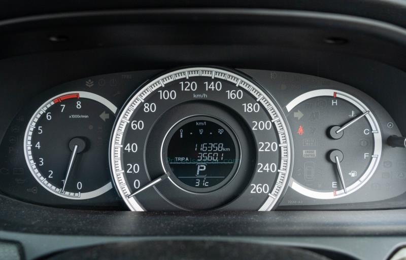 ขายรถเก๋งมือสอง honda accord รถปี2014 รหัส 75958-รูปที่8 ขายรถเก๋งมือสอง honda accord รถปี2014 รหัส 75958-รูปที่8