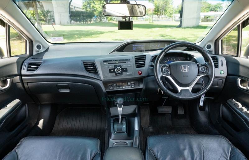 ขายรถเก๋งมือสอง-honda-ฮอนด้า-civic-ซีวิค-รถปี2013-รหัส75960-7a1fb15c.jpg ขายรถเก๋งมือสอง-honda-ฮอนด้า-civic-ซีวิค-รถปี2013-รหัส75960-7a1fb15c.jpg
