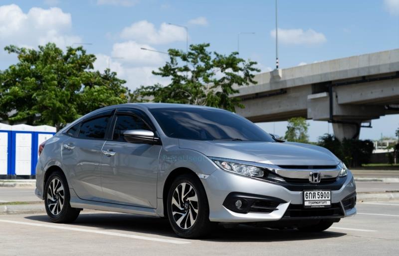 ขายรถเก๋งมือสอง-honda-ฮอนด้า-civic-ซีวิค-รถปี2017-รหัส75961-c80f6b03.jpg ขายรถเก๋งมือสอง-honda-ฮอนด้า-civic-ซีวิค-รถปี2017-รหัส75961-c80f6b03.jpg