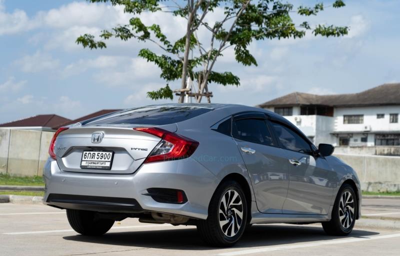 ขายรถเก๋งมือสอง-honda-ฮอนด้า-civic-ซีวิค-รถปี2017-รหัส75961-f161b739.jpg ขายรถเก๋งมือสอง-honda-ฮอนด้า-civic-ซีวิค-รถปี2017-รหัส75961-f161b739.jpg