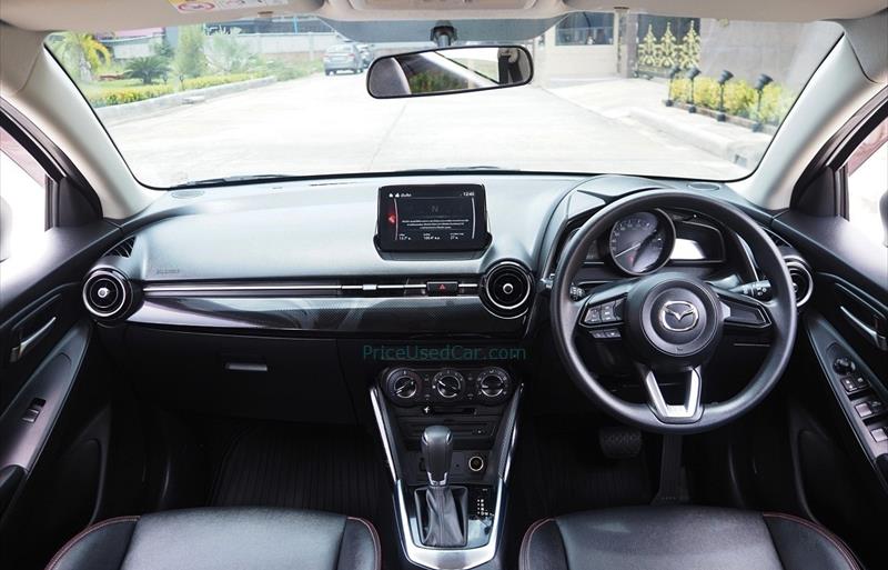 ขายรถเก๋งมือสอง-mazda-มาสด้า-2-สอง-รถปี2017-รหัส75989-75ce3cef.jpg ขายรถเก๋งมือสอง-mazda-มาสด้า-2-สอง-รถปี2017-รหัส75989-75ce3cef.jpg