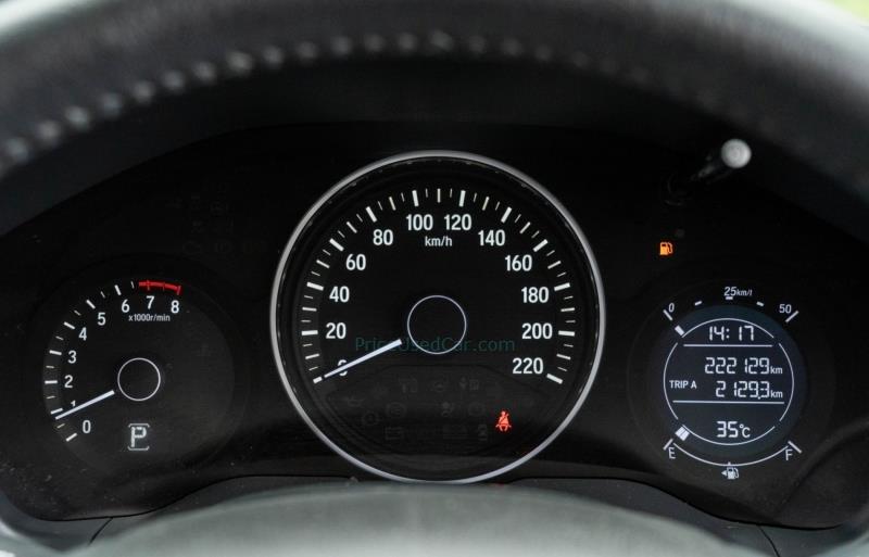 ขายรถ-suv-มือสอง-honda-ฮอนด้า-hr-v-เอชอาร์วี-รถปี2015-รหัส75995-fff86be3.jpg ขายรถ-suv-มือสอง-honda-ฮอนด้า-hr-v-เอชอาร์วี-รถปี2015-รหัส75995-fff86be3.jpg