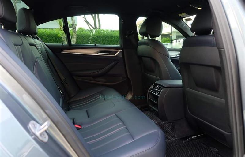 ขายรถเก๋งมือสอง-bmw-บีเอ็มดับบลิว-520d-ห้าสองศูนย์ดี-รถปี2019-รหัส76039-9ec019c8.jpg ขายรถเก๋งมือสอง-bmw-บีเอ็มดับบลิว-520d-ห้าสองศูนย์ดี-รถปี2019-รหัส76039-9ec019c8.jpg