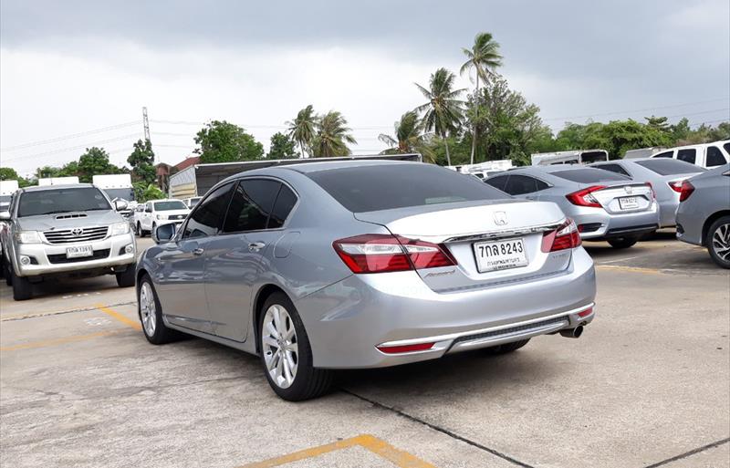 ขายรถเก๋งมือสอง-honda-ฮอนด้า-accord-แอคคอร์ด-รถปี2018-รหัส76050-de4a0efd.jpg ขายรถเก๋งมือสอง-honda-ฮอนด้า-accord-แอคคอร์ด-รถปี2018-รหัส76050-de4a0efd.jpg