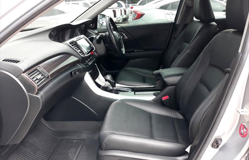 ขายรถเก๋งมือสอง-honda-ฮอนด้า-accord-แอคคอร์ด-รถปี2018-รหัส76050-f5ddc4eb.jpg ขายรถเก๋งมือสอง-honda-ฮอนด้า-accord-แอคคอร์ด-รถปี2018-รหัส76050-f5ddc4eb.jpg