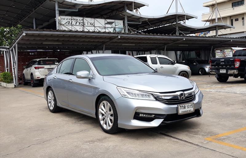 ขายรถเก๋งมือสอง-honda-ฮอนด้า-accord-แอคคอร์ด-รถปี2018-รหัส76051-076a1abc.jpg ขายรถเก๋งมือสอง-honda-ฮอนด้า-accord-แอคคอร์ด-รถปี2018-รหัส76051-076a1abc.jpg