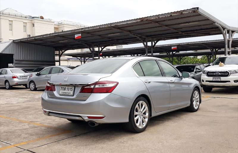 ขายรถเก๋งมือสอง-honda-ฮอนด้า-accord-แอคคอร์ด-รถปี2018-รหัส76051-c85fded4.jpg ขายรถเก๋งมือสอง-honda-ฮอนด้า-accord-แอคคอร์ด-รถปี2018-รหัส76051-c85fded4.jpg