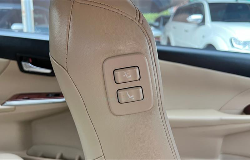 ขายรถเก๋งมือสอง-toyota-โตโยต้า-camry-คัมรี่-รถปี2012-รหัส76052-53f50e2b.jpg ขายรถเก๋งมือสอง-toyota-โตโยต้า-camry-คัมรี่-รถปี2012-รหัส76052-53f50e2b.jpg