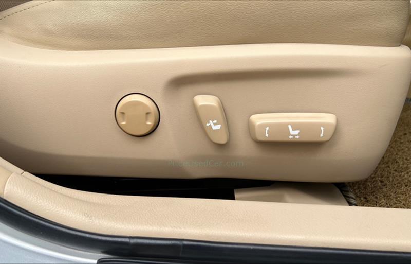 ขายรถเก๋งมือสอง-toyota-โตโยต้า-camry-คัมรี่-รถปี2012-รหัส76052-d230af26.jpg ขายรถเก๋งมือสอง-toyota-โตโยต้า-camry-คัมรี่-รถปี2012-รหัส76052-d230af26.jpg