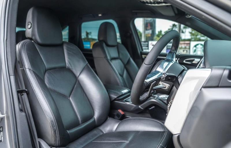 ขายรถ-suv-มือสอง-porsche-ปอร์เช่-cayenne-รถปี2012-รหัส76065-18d2b5e7.jpg ขายรถ-suv-มือสอง-porsche-ปอร์เช่-cayenne-รถปี2012-รหัส76065-18d2b5e7.jpg