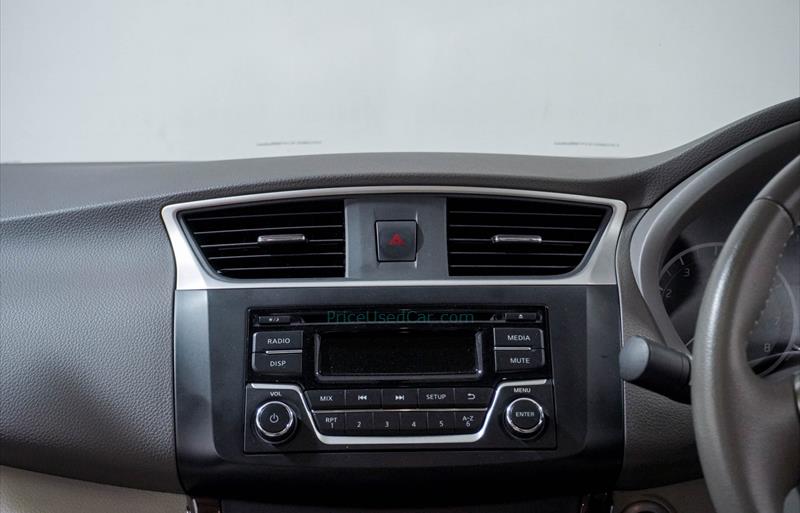 ขายรถเก๋งมือสอง-nissan-นิสสัน-sylphy-ซิลฟี-รถปี2018-รหัส76116-2ea4a367.jpg ขายรถเก๋งมือสอง-nissan-นิสสัน-sylphy-ซิลฟี-รถปี2018-รหัส76116-2ea4a367.jpg