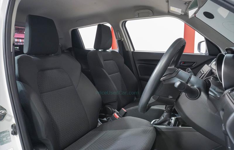 ขายรถเก๋งมือสอง-suzuki-ซูซูกิ-swift-สวิฟ-รถปี2023-รหัส76118-99c38609.jpg ขายรถเก๋งมือสอง-suzuki-ซูซูกิ-swift-สวิฟ-รถปี2023-รหัส76118-99c38609.jpg