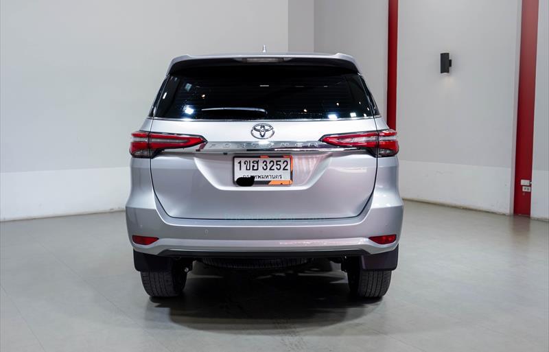 ขายรถ-suv-มือสอง-toyota-โตโยต้า-fortuner-ฟอร์จูนเนอร์-รถปี2021-รหัส76121-f54fca1c.jpg ขายรถ-suv-มือสอง-toyota-โตโยต้า-fortuner-ฟอร์จูนเนอร์-รถปี2021-รหัส76121-f54fca1c.jpg