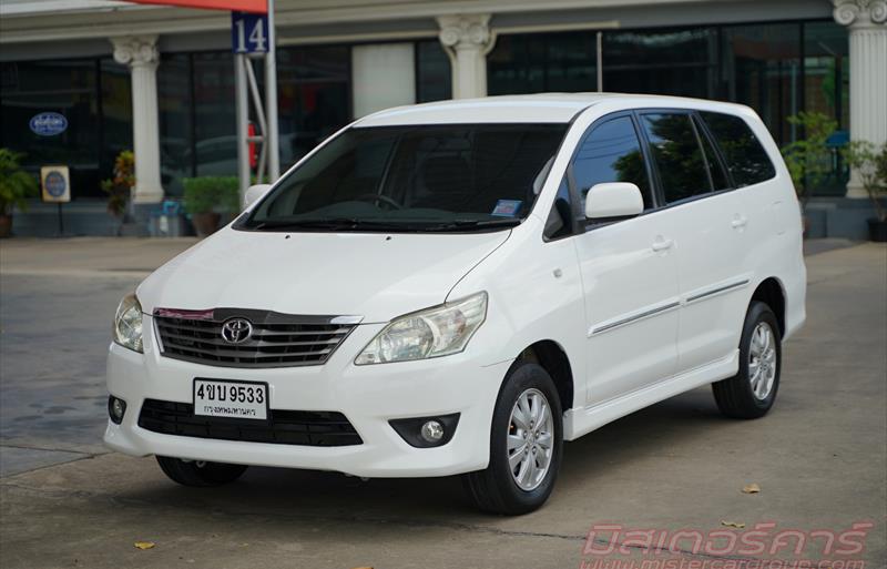 รถตู้มือสอง TOYOTA INNOVA รถปี 2013