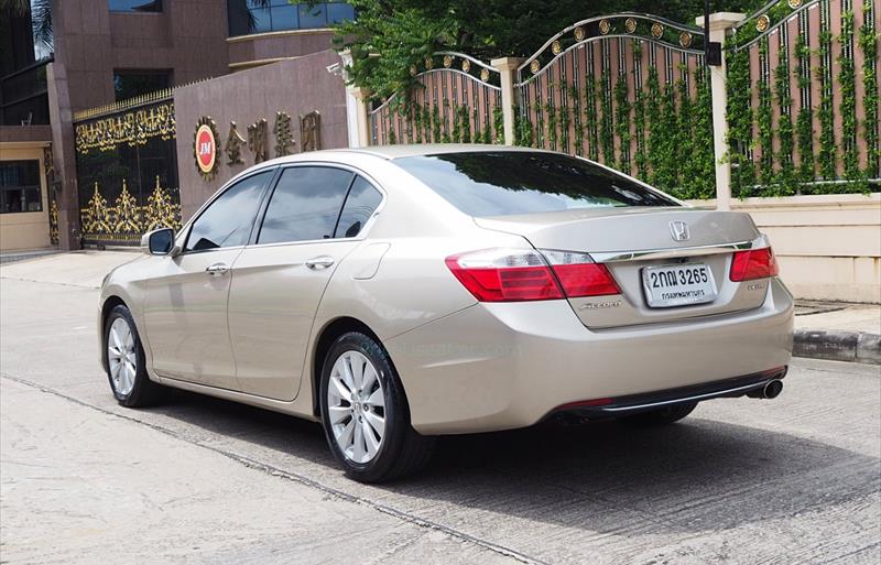 ขายรถเก๋งมือสอง honda accord รถปี2013 รหัส 76156 รูปที่2