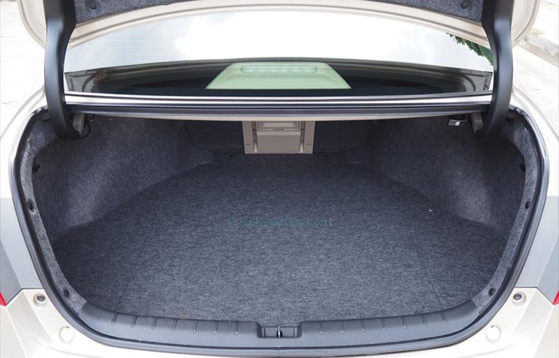 ขายรถเก๋งมือสอง-honda-ฮอนด้า-accord-แอคคอร์ด-รถปี2013-รหัส76156-dd8e7cda.jpg ขายรถเก๋งมือสอง-honda-ฮอนด้า-accord-แอคคอร์ด-รถปี2013-รหัส76156-dd8e7cda.jpg