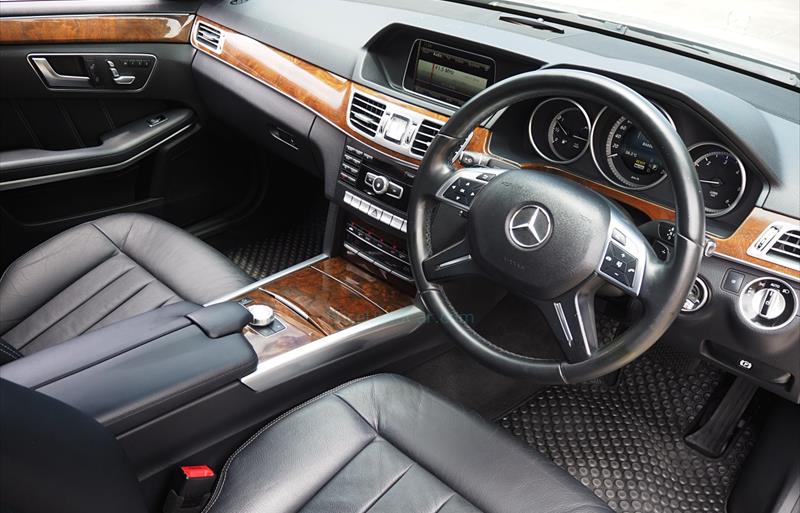 ขายรถเก๋งมือสอง-mercedes-benz-เมอร์เซเดสเบนซ์-300e-รถปี2014-รหัส76161-f7d8824d.jpg ขายรถเก๋งมือสอง-mercedes-benz-เมอร์เซเดสเบนซ์-300e-รถปี2014-รหัส76161-f7d8824d.jpg