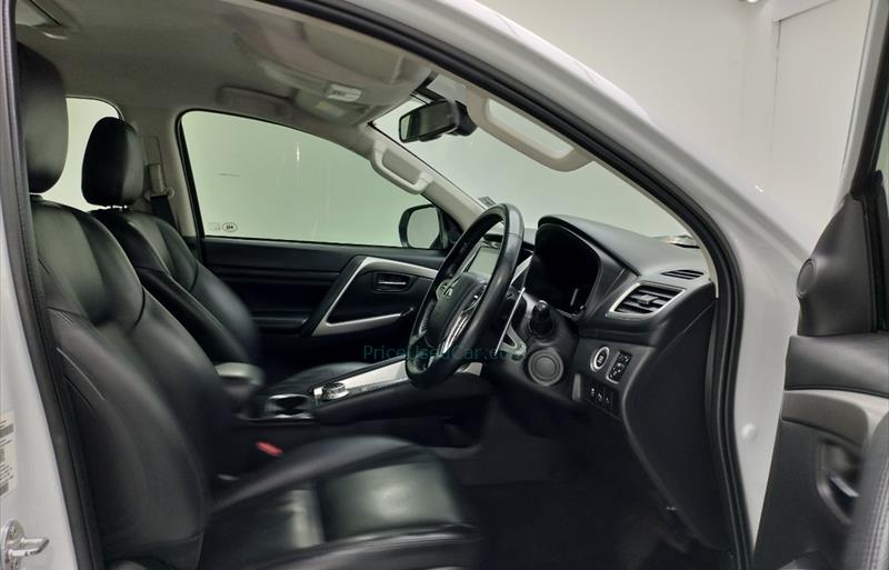 ขายรถ-suv-มือสอง-mitsubishi-มิตซูบิชิ-pajero-sport-ปาเจโร่-สปอร์ต-รถปี2019-รหัส76166-ebb676a3.jpg ขายรถ-suv-มือสอง-mitsubishi-มิตซูบิชิ-pajero-sport-ปาเจโร่-สปอร์ต-รถปี2019-รหัส76166-ebb676a3.jpg